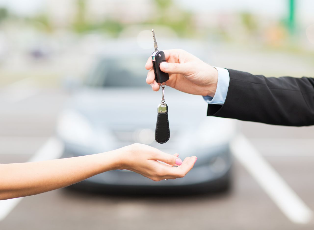 Czy warto wziąć kredyt na samochód osobowy?