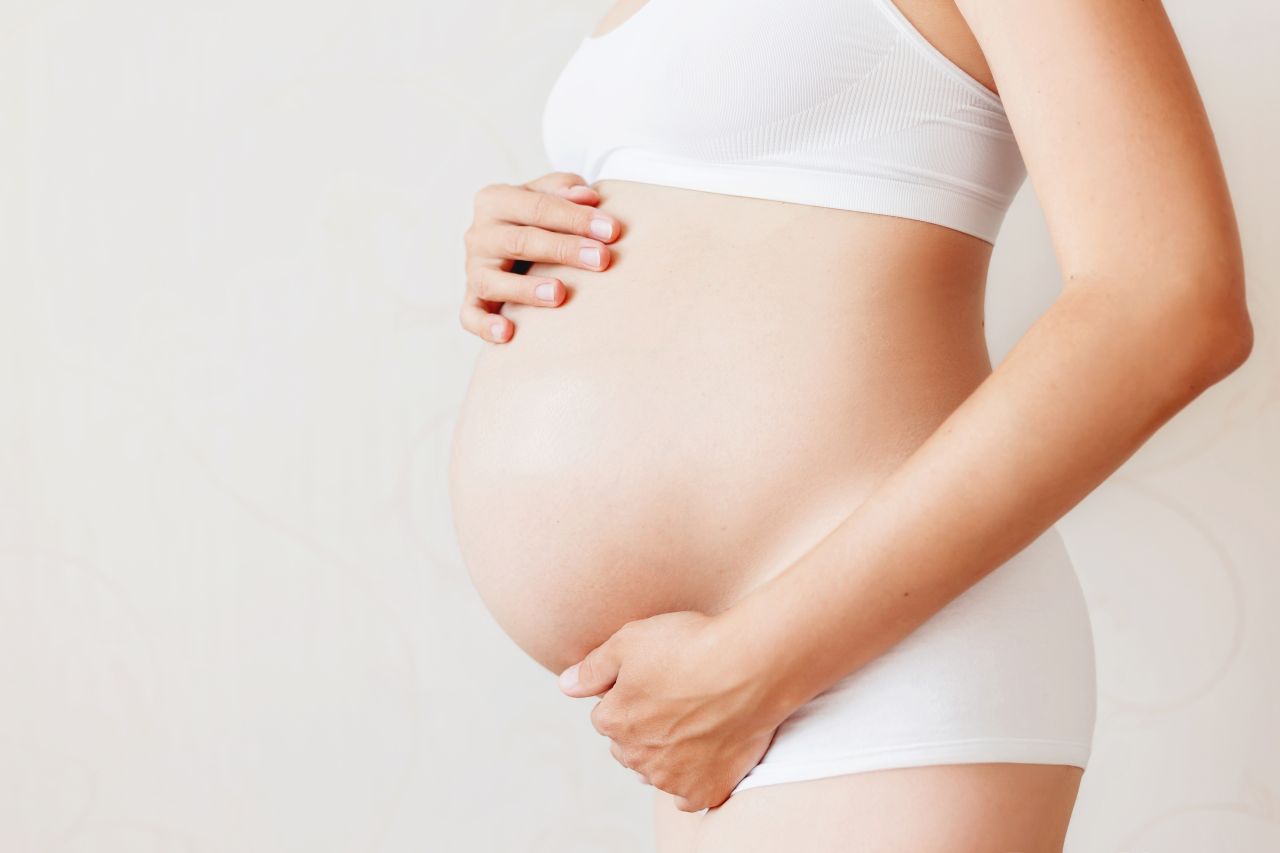 Sesja w ciąży – czy warto się na nią zdecydować?